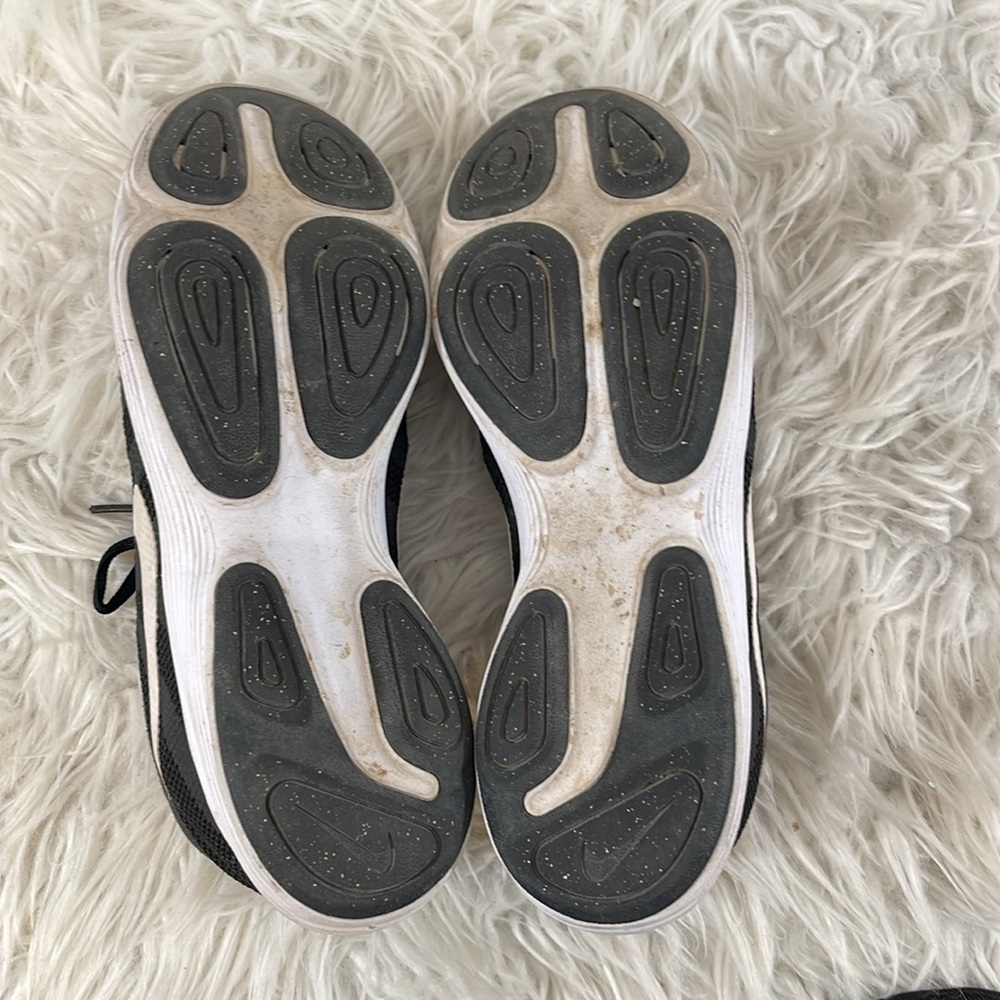 NIKE Wmns Revolution 4 'Anthracite' Size 8.5 - Picture 9 of 10